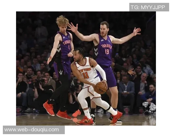 2017年尼克斯与篮网的激烈对决回顾及赛季表现分析